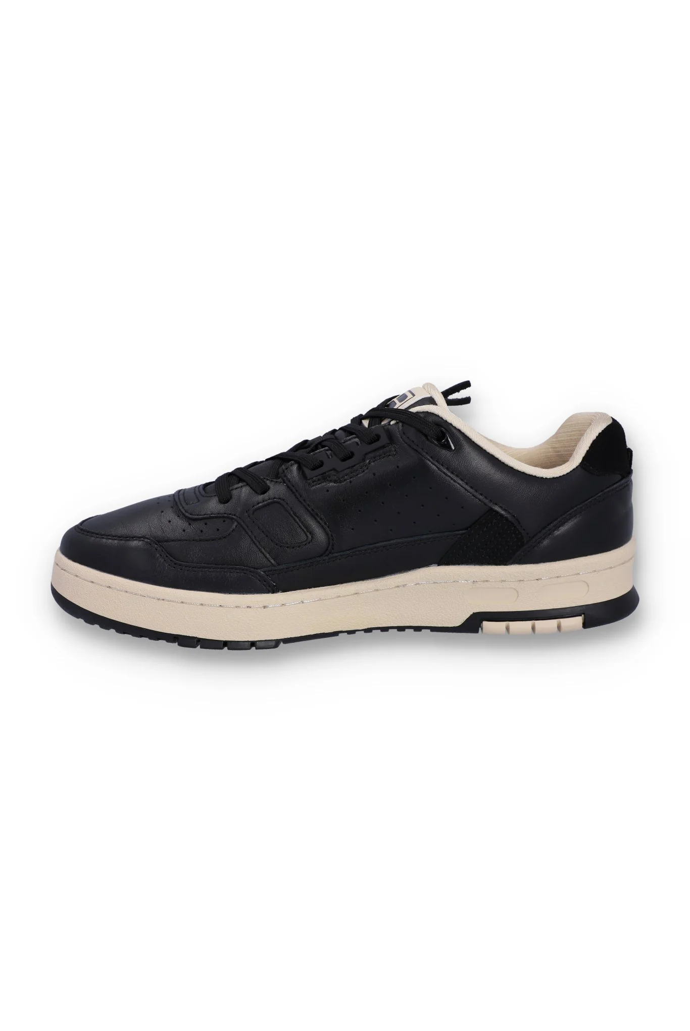 Black Rissmo Low Basketball Trainer - Image 4